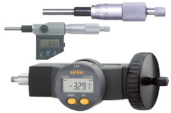 Micrometer heads with analogue or digital scale in different version.