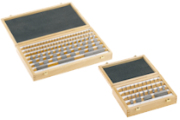 Gauge block sets of steel according to DIN EN ISO 3650 in accuracy grade 0: For testing measuring devices and setting up high-precision gauges.